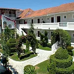 Hotel Louros &
