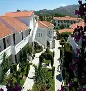 Hotel Louros & 2*